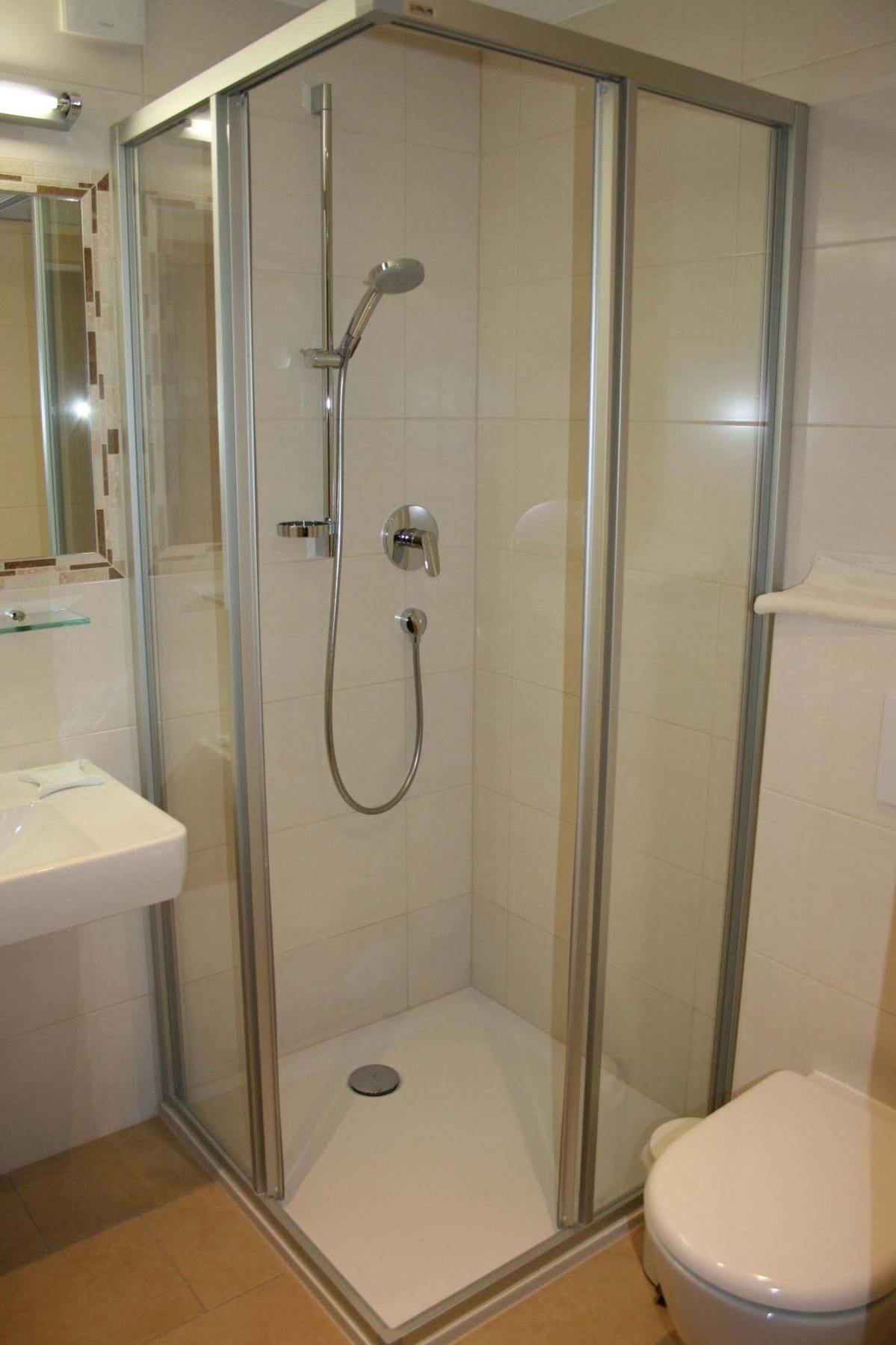 Pension Birkenhof Майрхофен Экстерьер фото