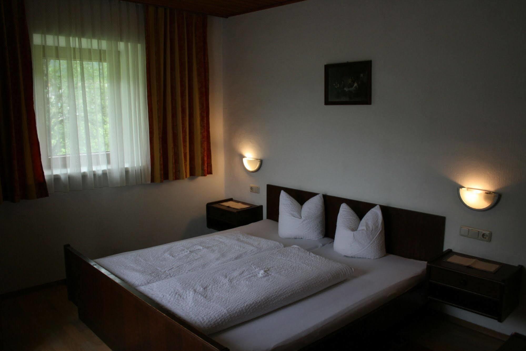 Pension Birkenhof Майрхофен Экстерьер фото